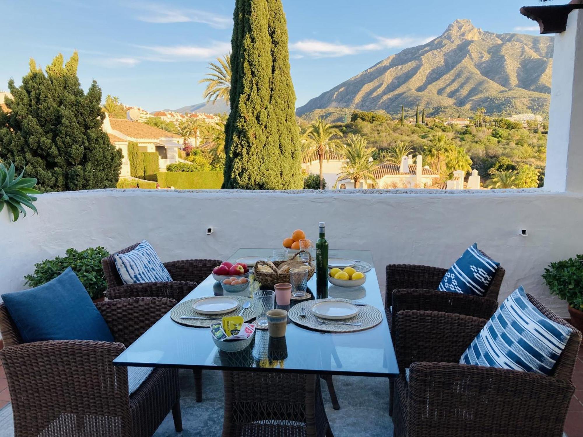 Las Lomas - Pool, Terrace & View Marbella Exteriér fotografie